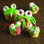 green-monstor-cupcakes-email-DK3349-058035