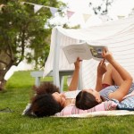 mum-and-daughter-reading-2