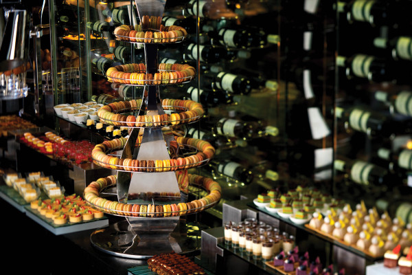 Yamm Buffet – Dessert Counter Setup