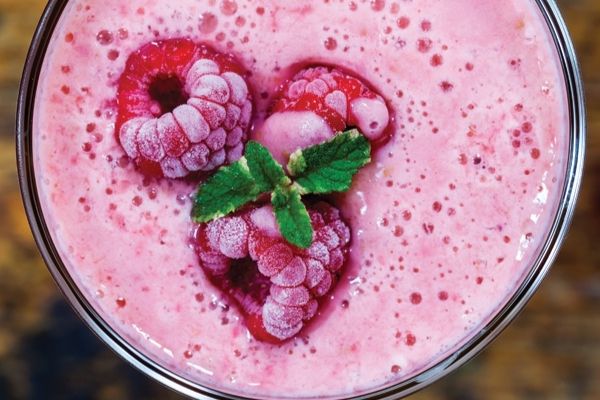 Rasberry Cacao Shake, 6 Delicious Smoothie Recipes