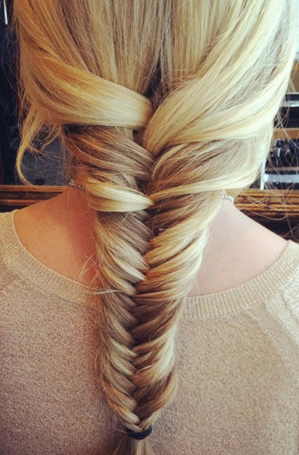 Stylish-Fishtail-Braid web