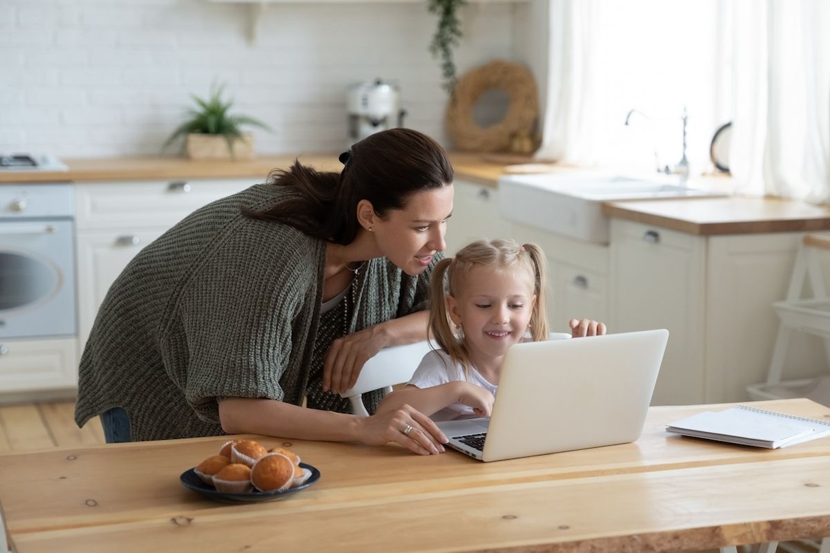 Helping Children Manage Their Online Learning Schedules