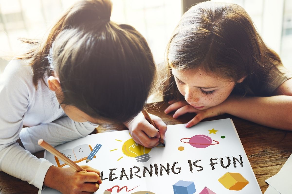 children learning together