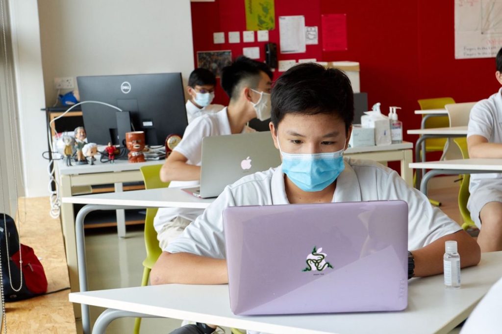 kids studying at HONG KONG ACADEMY secondary during Covid
