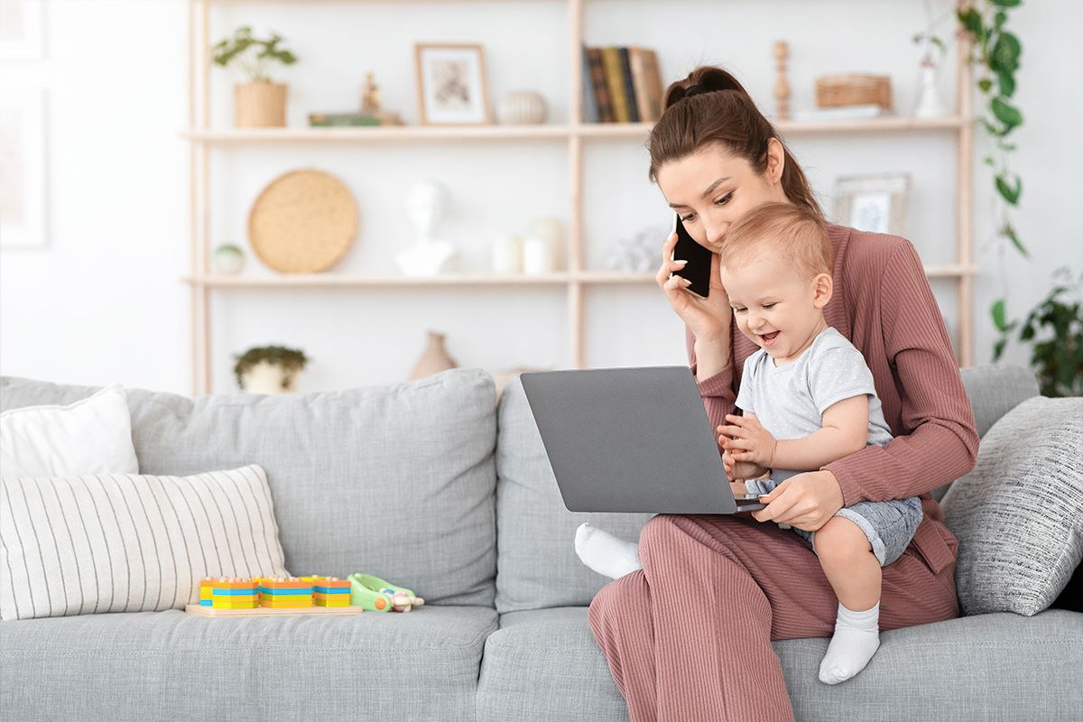how to keep connected with overseas family