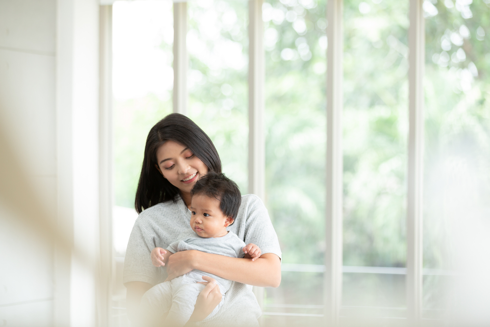 What is a Confinement Nanny and Do You Need One?