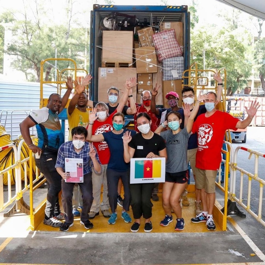 Handson Hong Kong waving during a volunteering drive