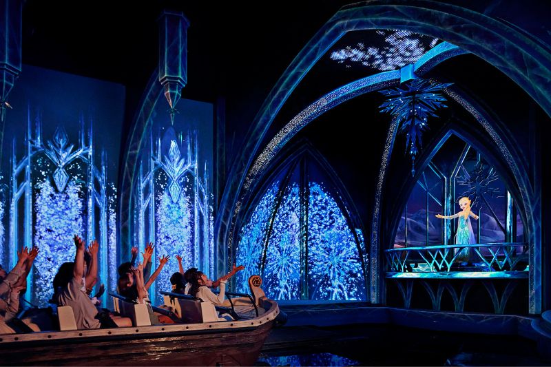 Frozen Ever After Ride Hong Kong 