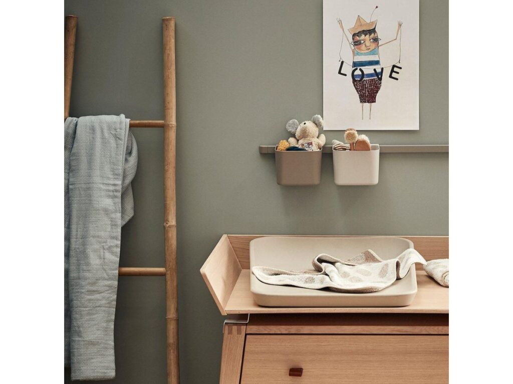 Prepare a nursery with the Leander Changing Mat